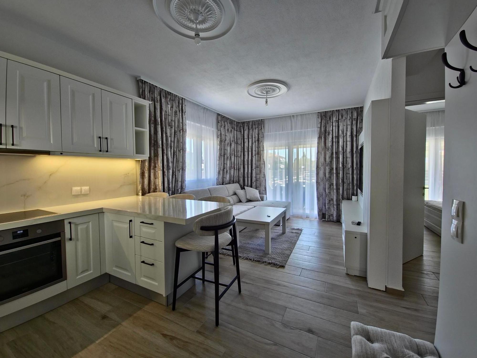 Royal Apartments - Nikiti Екстер'єр фото